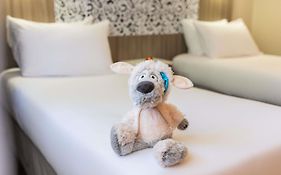 Ibis Styles Lyon Gorge De Loup Saphir